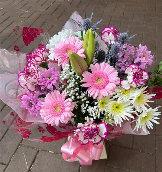Florist Choice Hand-Tied in Water